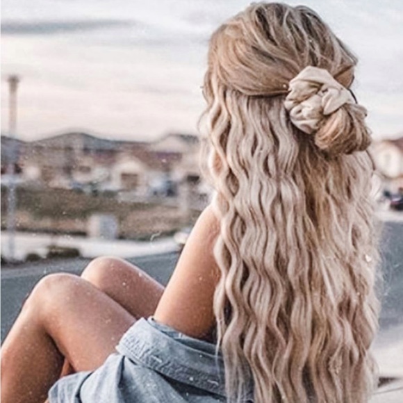 InfinitiPro by Conair Tourmaline Ceramic 1" to 1/2" Curling Wand - Picture 11 of 12